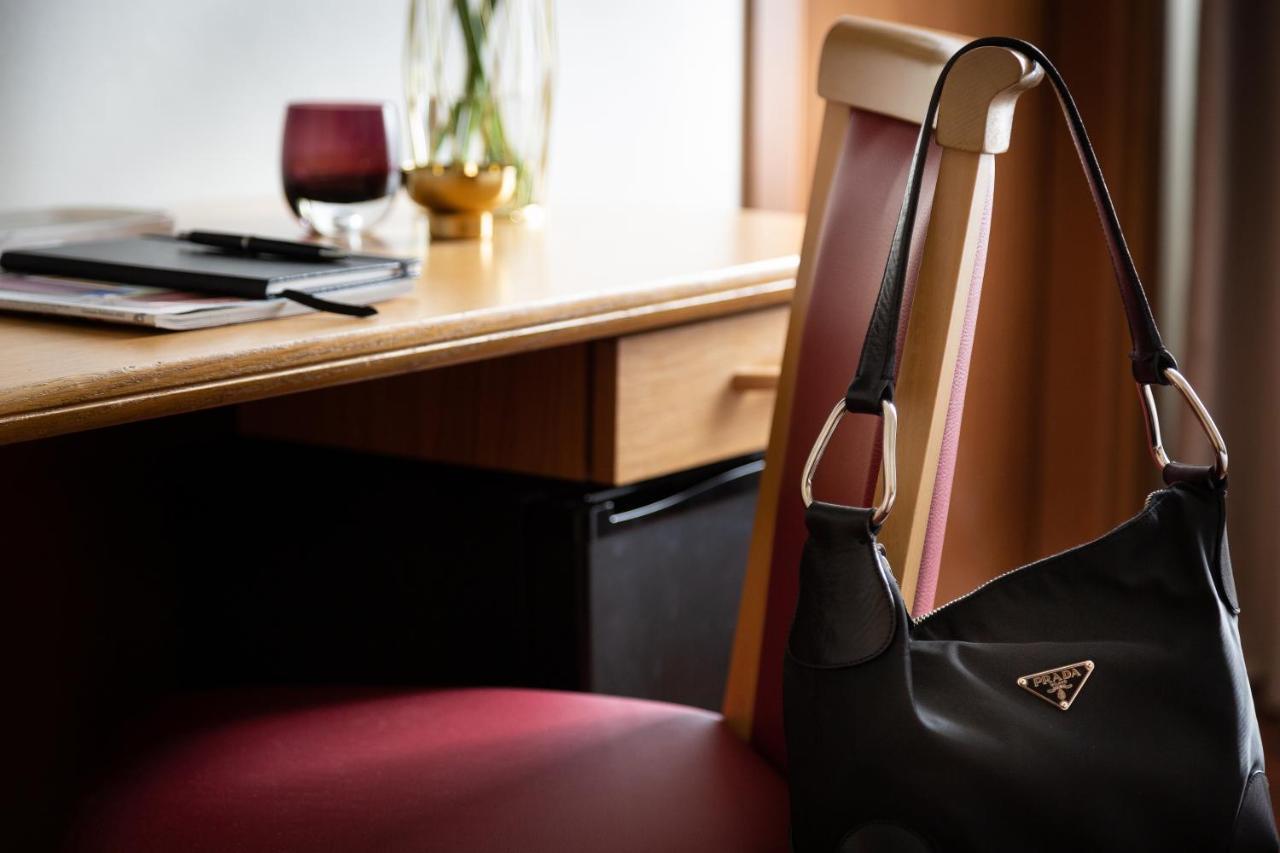 Aramis Deluxe Pensión