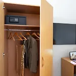 Aramis Deluxe Rooms